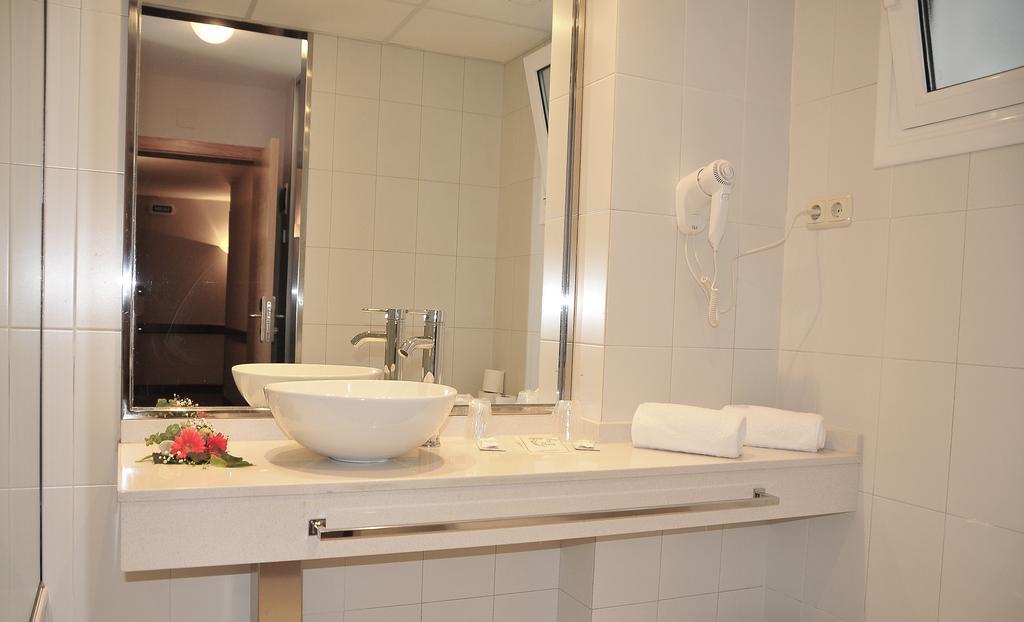 Hotel Jucamar Cangas do Morrazo Szoba fotó