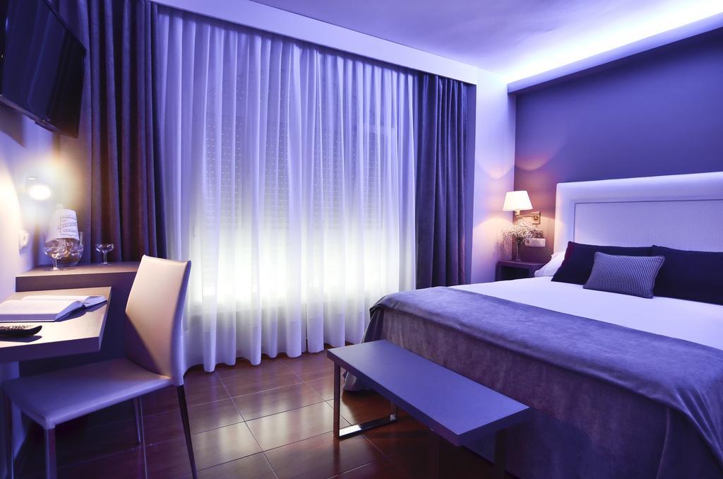 Hotel Jucamar Cangas do Morrazo Szoba fotó